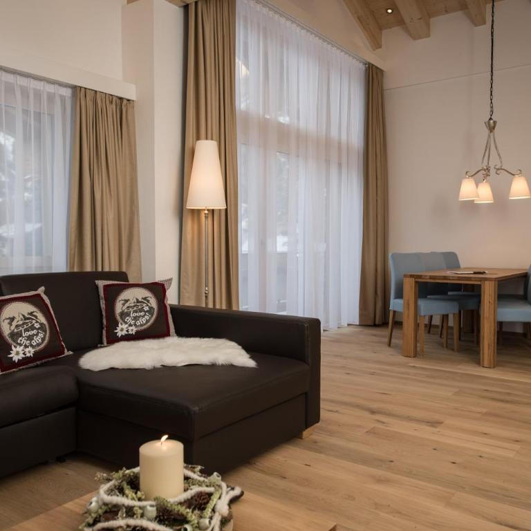 Suitenhotel Panorama Ski Lodge - Deluxe Apartment mit 2 Schlafzimmern und Balkon mit Aussicht auf das Matterhorn - 8
