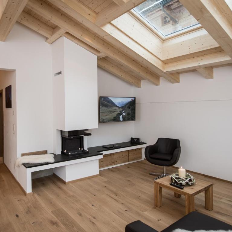 Suitenhotel Panorama Ski Lodge - Deluxe Apartment mit 2 Schlafzimmern und Balkon mit Aussicht auf das Matterhorn - 6