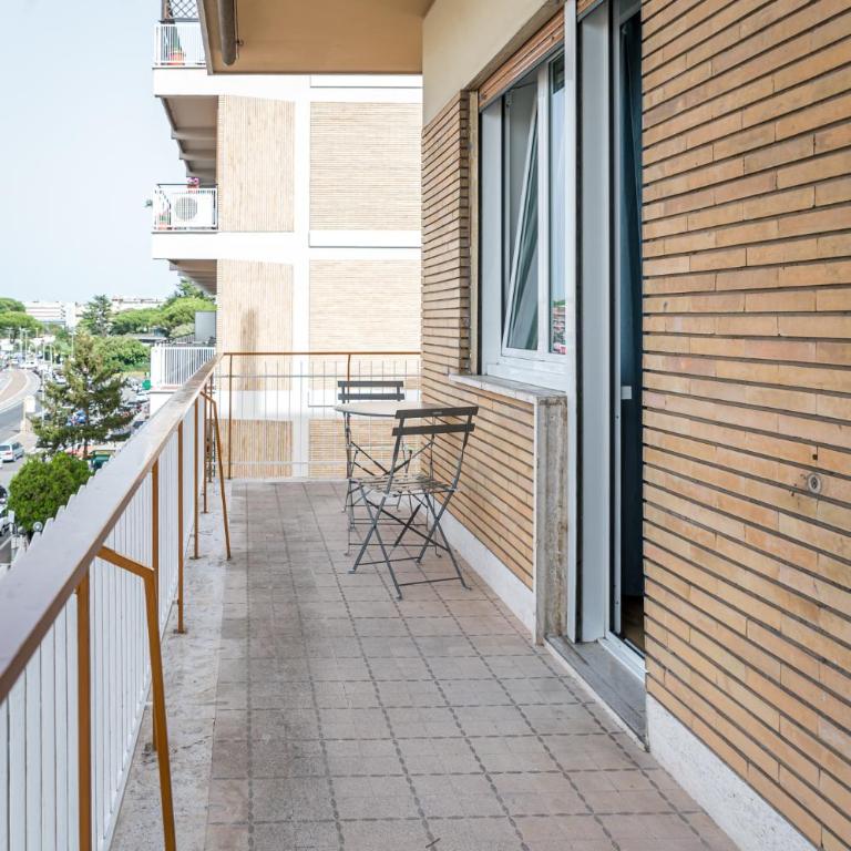 Lorena Cozy Rooms - Ospedale Gemelli - WiFi - Camera Matrimoniale con Bagno Privato - 1