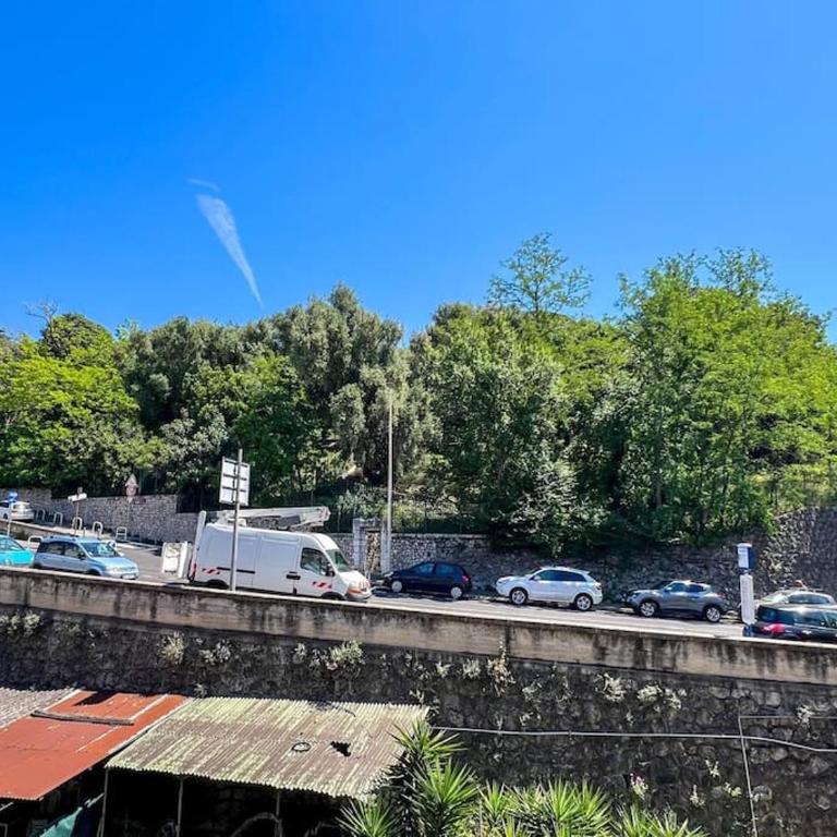 Appartement 2P rénové avec terrasse au Port de Nice - Apartamento de 1 dormitorio - 8