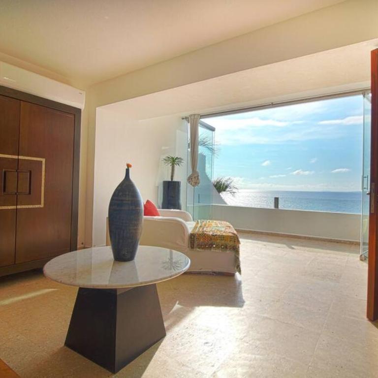 Two-Story Beachfront Oasis - Three-Bedroom Apartment - 3