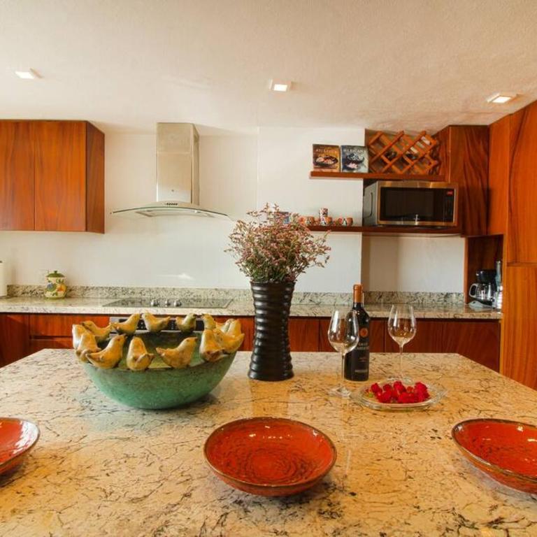 Two-Story Beachfront Oasis - Three-Bedroom Apartment - 7