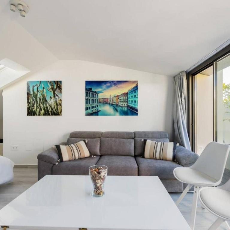 Duplex 2BD 2BTH terrace-Malaga City Center - Apartamento - 18