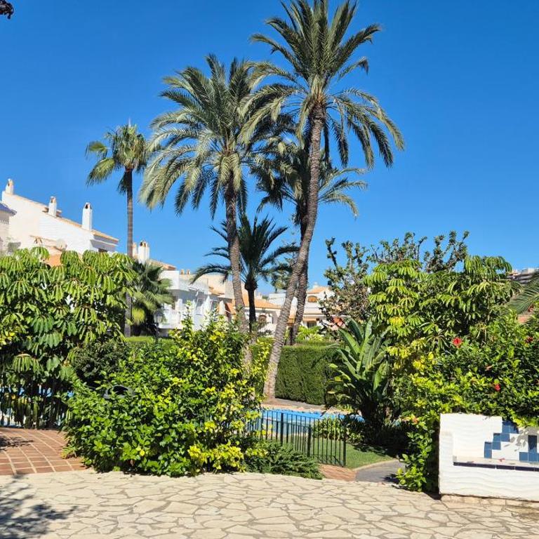 Green Oasis - Vacation Home - 10
