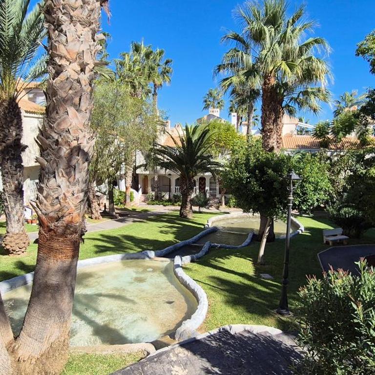Green Oasis - Vacation Home - 11