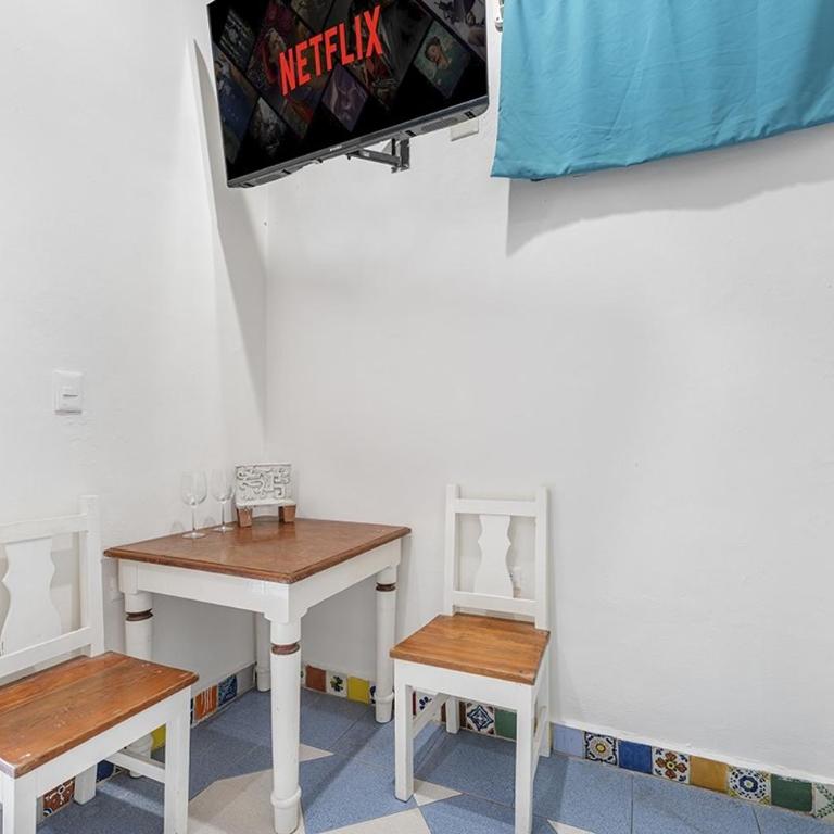 Casa Amigos - One-Bedroom Apartment - 9