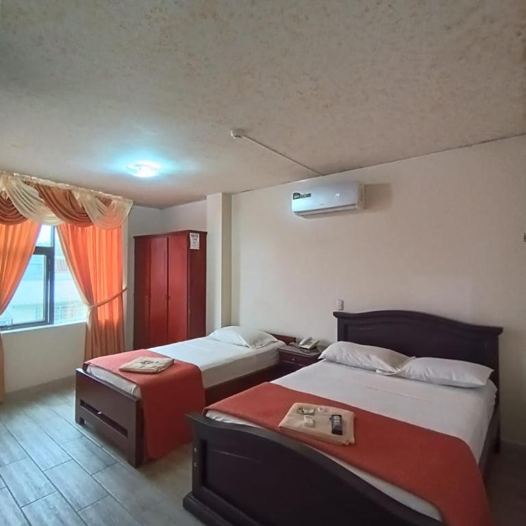Hotel Quezada Hermanos - Habitación Doble Estándar - 2 camas - 1