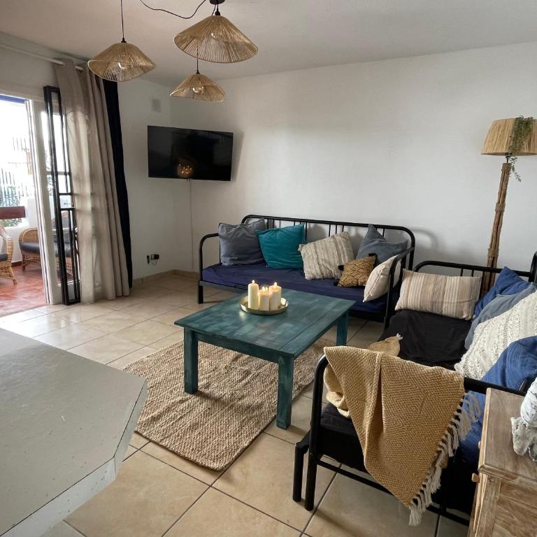 PORT ROYAL APARTMENTS, Heated pool, Speed WiFi, Terrace - Deluxe Apartment - 11