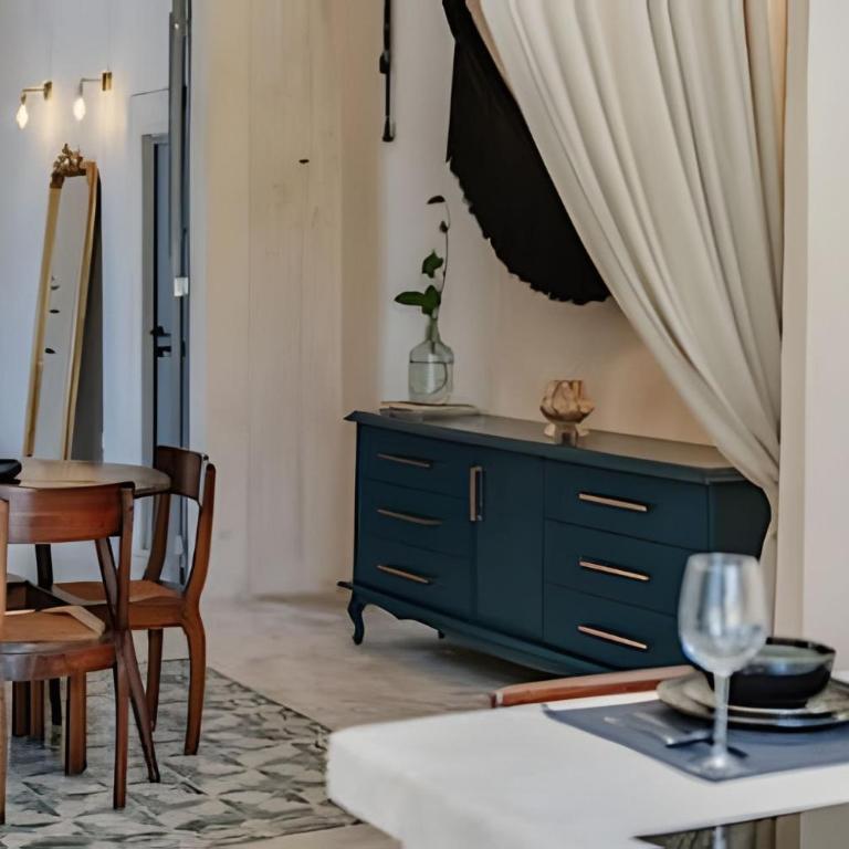 Casa Luz de Frida - Two-Bedroom Villa - 7