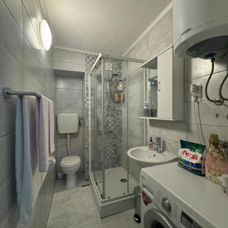 Apartman Lara - One-Bedroom Apartment - 8