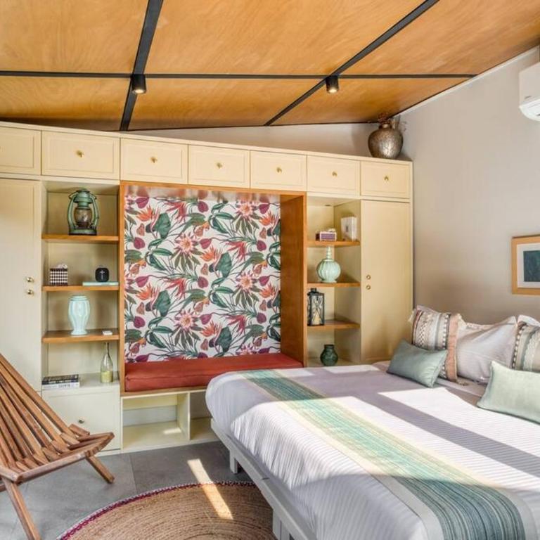 Tepic By MrW - Three-Bedroom House - 1