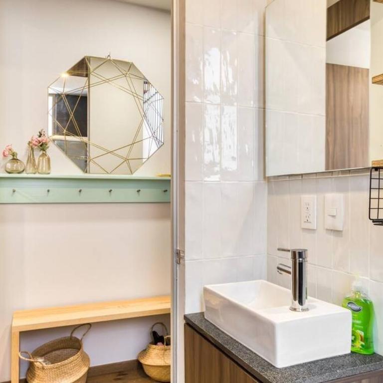 Tepic By MrW - Three-Bedroom House - 36