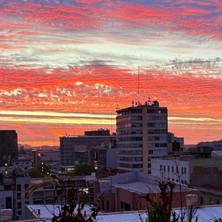 Amplio departamento en el centro - Apartamento de 3 dormitorios - 17