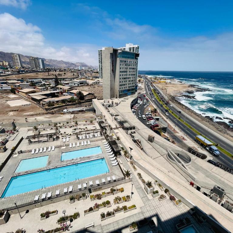 Portada VIP - Three-Bedroom Apartment - 5
