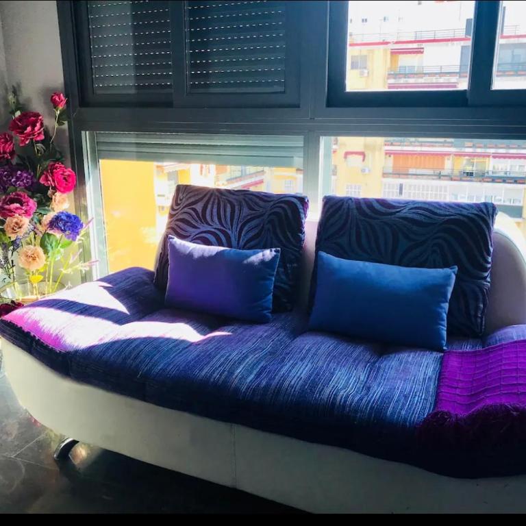 Precioso y moderno ático duplex de 2 habitaciones en Sevilla para 2 ó 3 personas con Jacuzzi - Apartamento de 1 dormitorio - 2