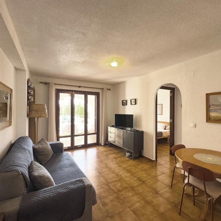 Residential with pool, 500 meters to the beach - Apartamento de 1 dormitorio - 1