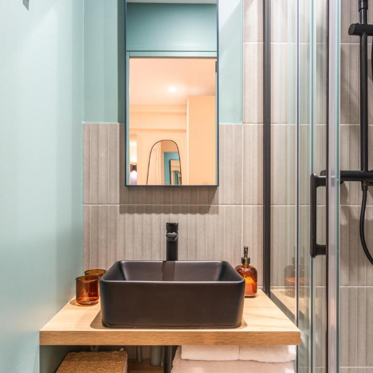 Maison Menilmontant - Appartement 1 Chambre avec Terrasse - 9