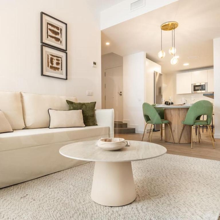 Delightful and bright apartment in center by REMS - Apartamento de 2 dormitorios - 1
