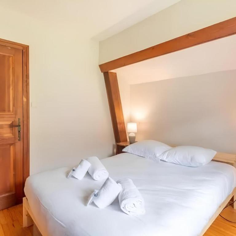 Maison Jumelée avec terrasse - A 200m du lac d'Annecy - Three-Bedroom Home - 24