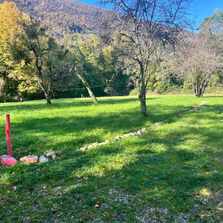 Maison Jumelée avec terrasse - A 200m du lac d'Annecy - Three-Bedroom Home - 34