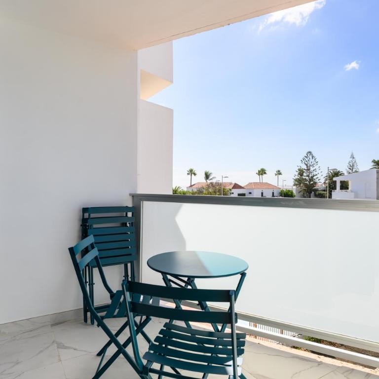 Sol y Playa IIII - Apartamento de 2 dormitorios con balcón - 8