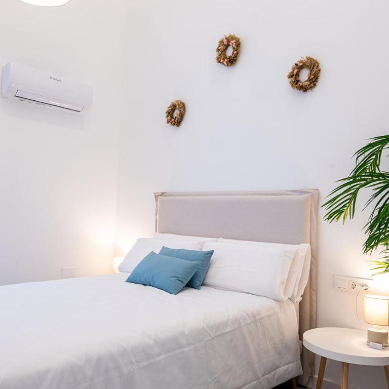 Main Lofts Valencia - One-Bedroom Apartment - 14