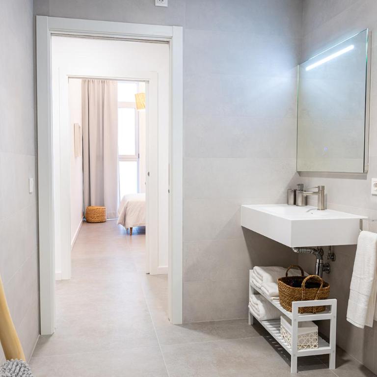 Main Lofts Valencia - One-Bedroom Apartment - 21