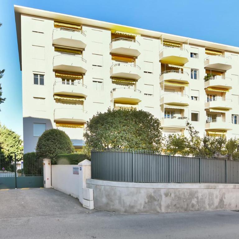 LE MARINE vue mer avec joli terrasse, un rêve pour les couples - Appartement 1 Chambre - 3