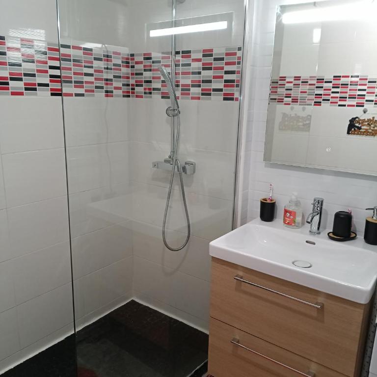 Ma retraite spirituelle - curistes - à 2mn des Thermes et 45 mn de l'Espagne - One-Bedroom Apartment - 16