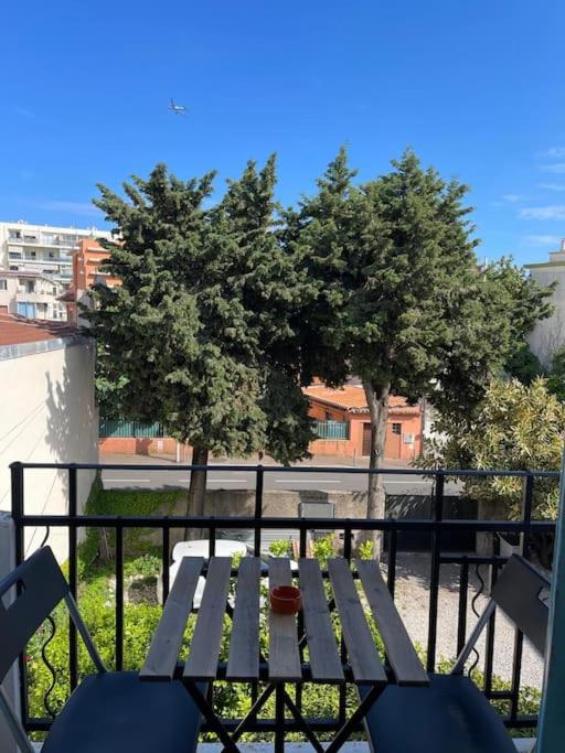 Appartement à 2 pas de la mer et Parking privé - Appartement 1 Chambre - Vue sur Jardin - 4