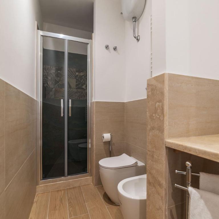 JOIVY Cavour 238 - Appartamento con 3 Camere da Letto - 22
