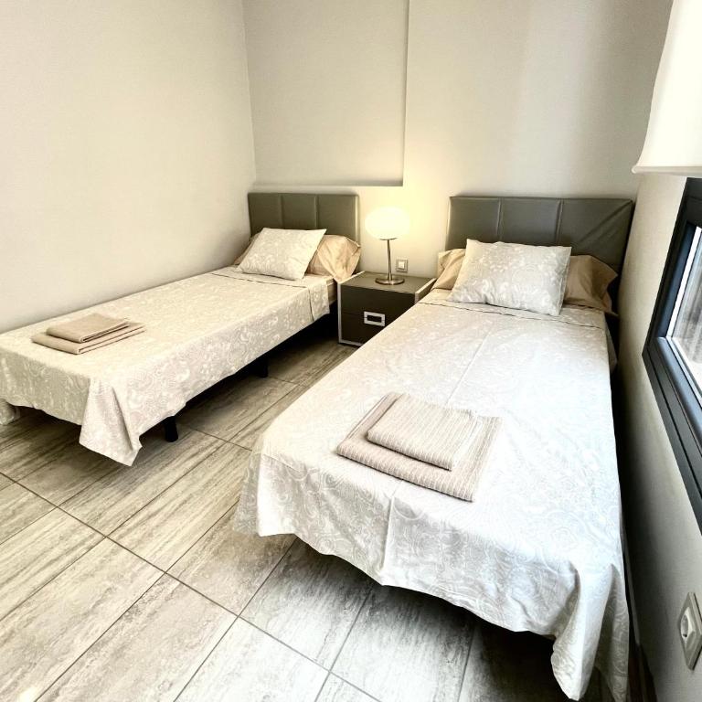 Exclusive Apartments on the first line of Benidorm Mar y Sol - Three-Bedroom Apartment - 31