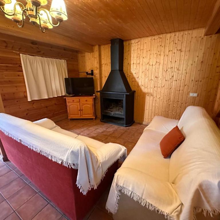CASA DE MADERA ZUMACAR VI - Three-Bedroom House - 2
