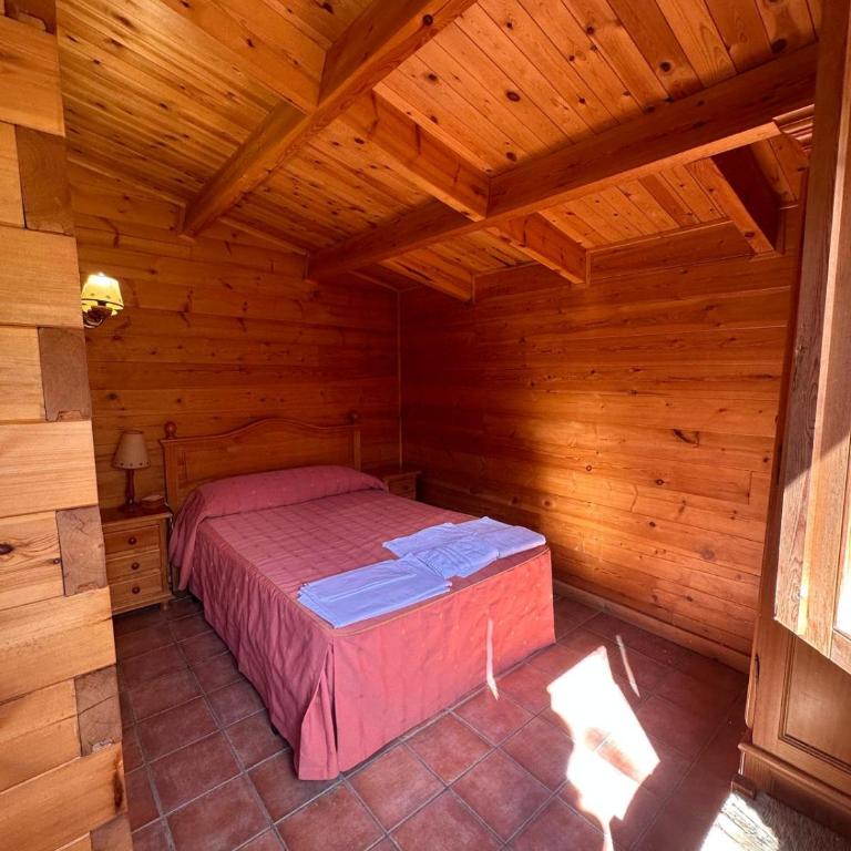 CASA DE MADERA ZUMACAR VI - Three-Bedroom House - 7