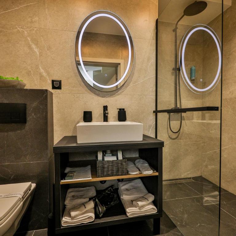 Hotel Botanica - Apartman s 1 Spavaćom Sobom - Aneks Zgrada - 2