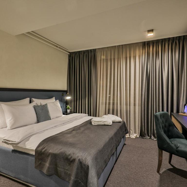 Hotel Botanica - Deluks Soba sa Bračnim Krevetom/Zasebnim Krevetima - Aneks - 2