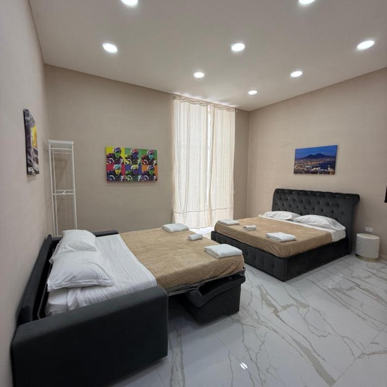 Valentino caracciolo 105 - Suite Familiare con Balcone - 1