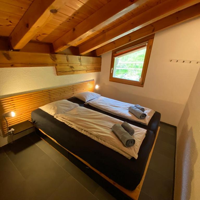 Casa Ansiel - 2.5 Zimmer Ferienwohnung am Sonnenhang von Falera - Apartment mit Blick auf die Berge - 23