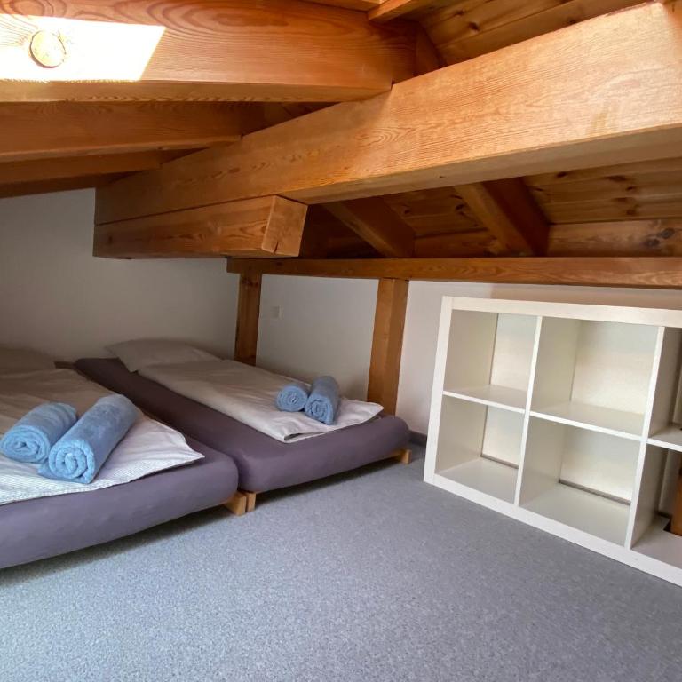 Casa Ansiel - 2.5 Zimmer Ferienwohnung am Sonnenhang von Falera - Apartment mit Blick auf die Berge - 24
