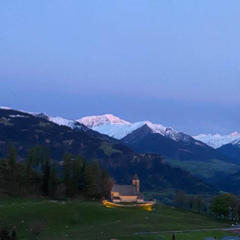 Casa Ansiel - 2.5 Zimmer Ferienwohnung am Sonnenhang von Falera - Apartment mit Blick auf die Berge - 28