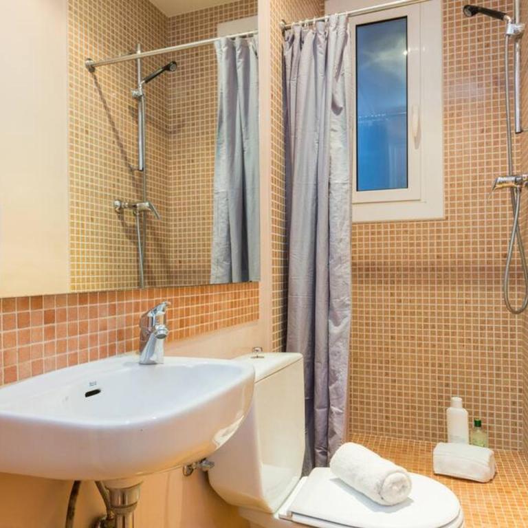 Canela Homes BARCELONA INDÚSTRIA - Five-Bedroom Apartment - 15