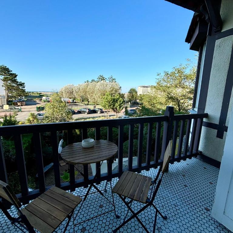 Vue Mer, Deauville Parking - Apartamento Deluxe de 2 dormitorios con balcón - 21