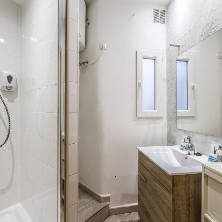 Classy Studio close to Retiro Park, Madrid - Apartamento de 1 dormitorio - 26