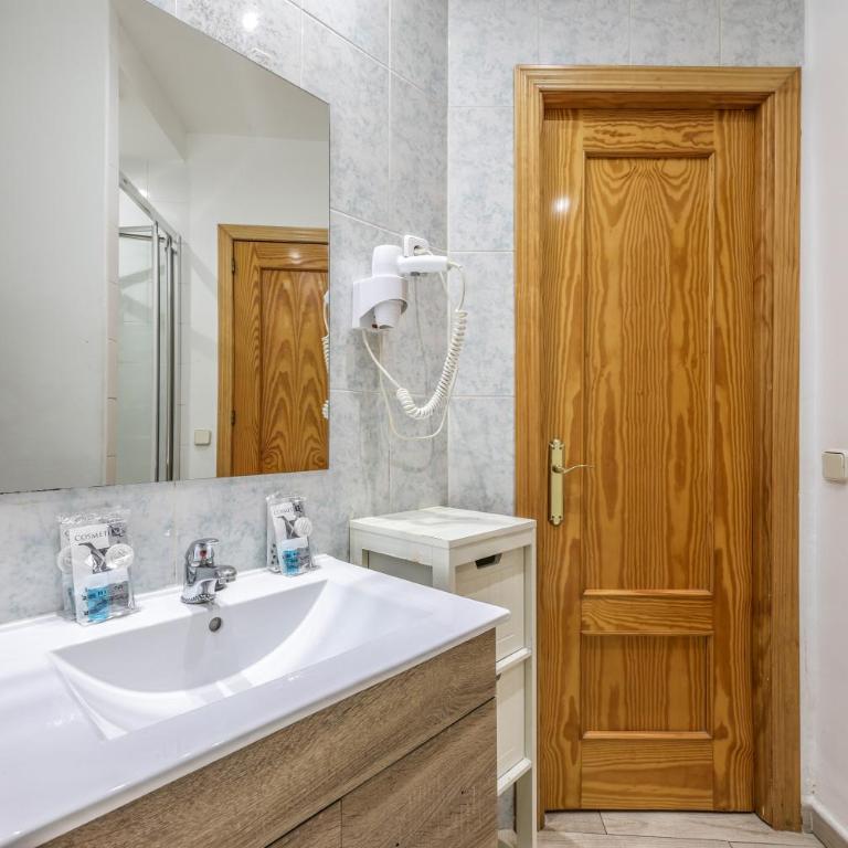 Classy Studio close to Retiro Park, Madrid - Apartamento de 1 dormitorio - 24