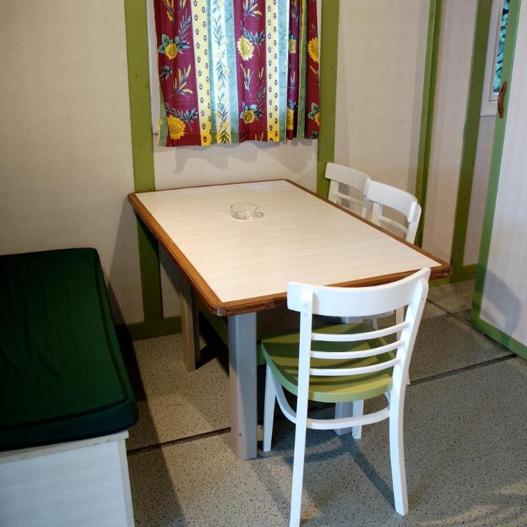 Camping As Cancelas - Bungalow de 2 dormitorios (5 adultos) - 6