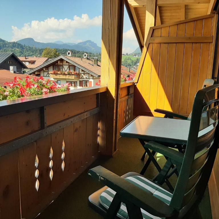 Landhaus Bauer - Apartment mit Aussicht und Balkon - 6