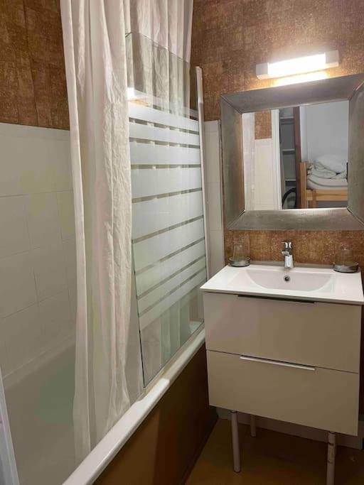 La Mascotte de Sète studio cabine Pking - Apartment mit 1 Schlafzimmer - 7