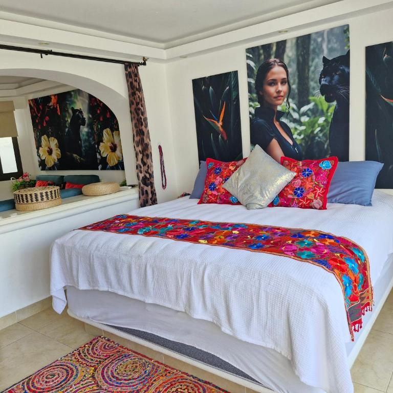 Jungle Room - One-Bedroom Apartment - 29