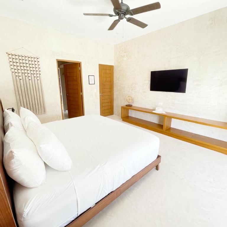Luxury House Tomanoa - 10pers - 4rooms - Pool - HotJacuzzi - Speed Wifi -waterfall - Villa con piscina privada - 27