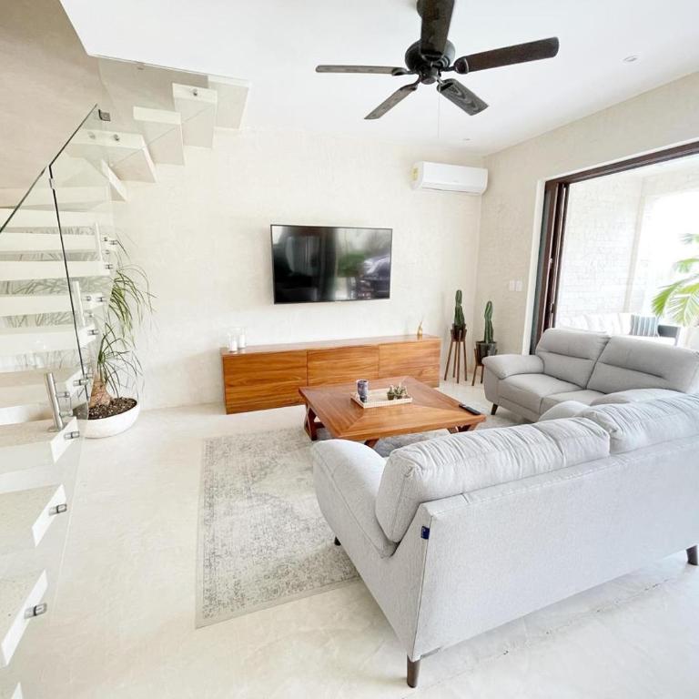 Luxury House Tomanoa - 10pers - 4rooms - Pool - HotJacuzzi - Speed Wifi -waterfall - Villa con piscina privada - 19